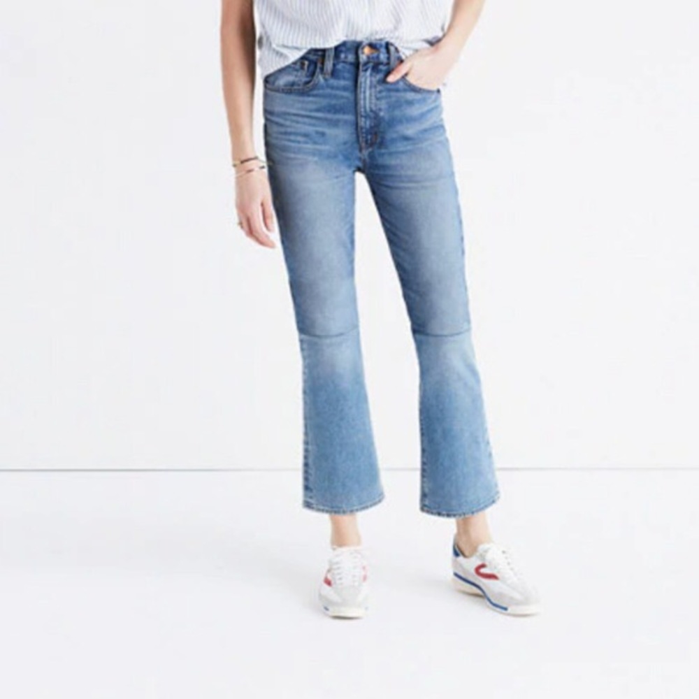 Retro Crop Bootcut Two Tone Jeans (fit like 27)